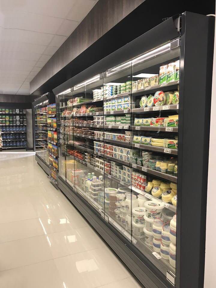 Transparan Kapılı Sütlük Reyonu